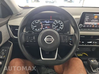 2021 Nissan Rogue SV - miniatura 10