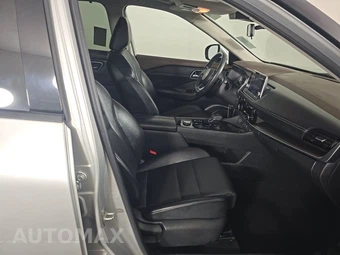 2021 Nissan Rogue SV - miniatura 8
