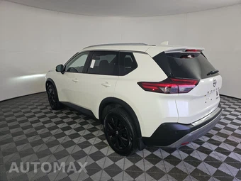 2021 Nissan Rogue SV - miniatura 6