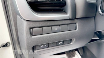 2021 Nissan Rogue SV - miniatura 32