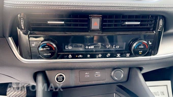 2021 Nissan Rogue SV - miniatura 43