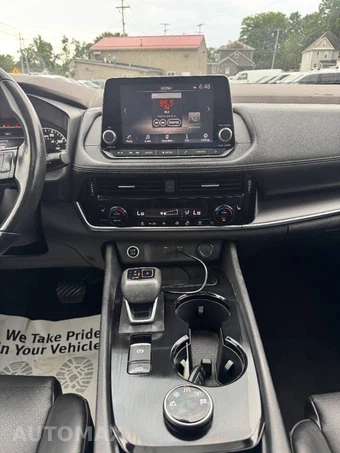 2021 Nissan Rogue SV - miniatura 25