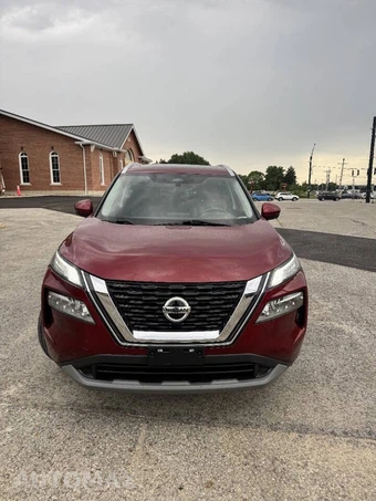 2021 Nissan Rogue SV - miniatura 3