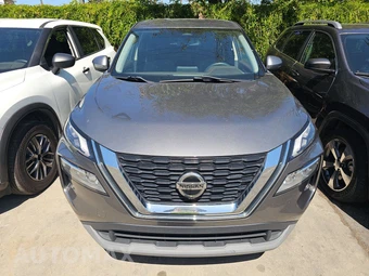 2021 Nissan Rogue SV – miniatura 2