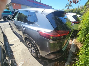 2021 Nissan Rogue SV – miniatura 6