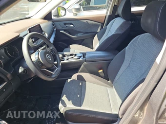 2021 Nissan Rogue SV – miniatura 7