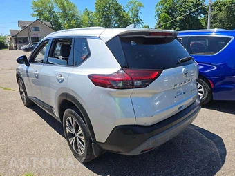 2021 Nissan Rogue SV – miniatura 2