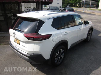 2021 Nissan Rogue SV - miniatura 4