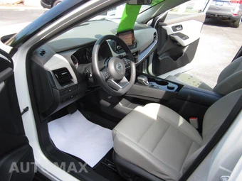 2021 Nissan Rogue SV - miniatura 47