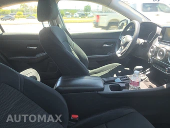 2021 Nissan Sentra S – miniatura 8