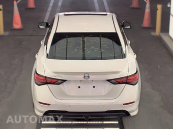 2021 Nissan Sentra SR - miniatura 5