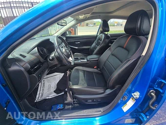 2021 Nissan Sentra SR - miniatura 3