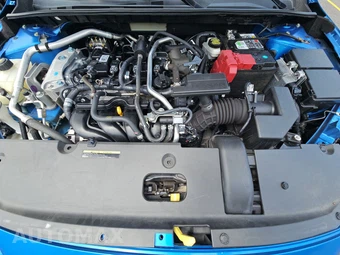 2021 Nissan Sentra SR – miniatura 15