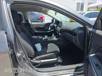 2021 Nissan Sentra SR – miniatura 18