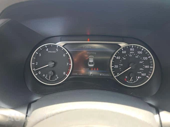 2021 Nissan Sentra SR – miniatura 9