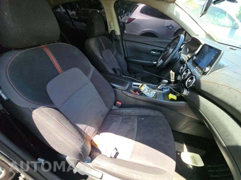 2021 Nissan Sentra SR – miniatura 15