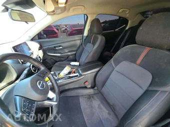 2021 Nissan Sentra SR – miniatura 3