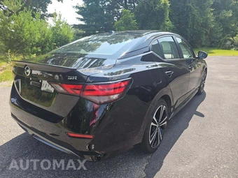 2021 Nissan Sentra SR – miniatura 3