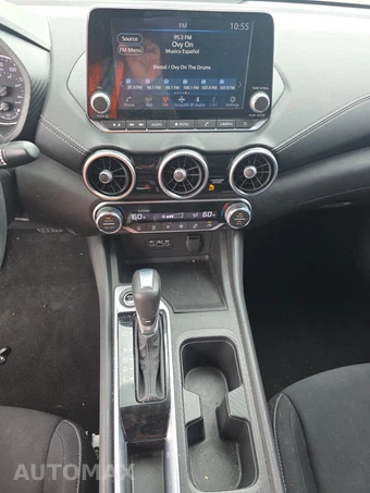2021 Nissan Sentra SV - miniatura 11