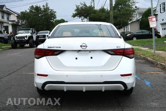 2021 Nissan Sentra SV – miniatura 5