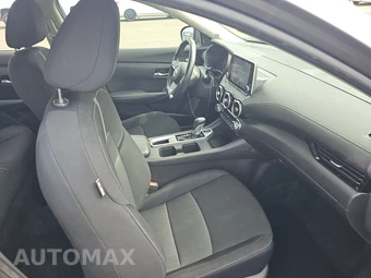 2021 Nissan Sentra SV – miniatura 8