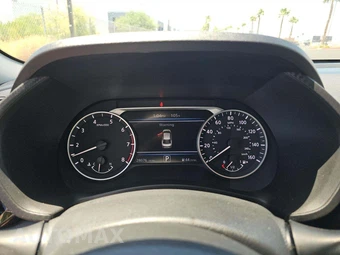 2021 Nissan Sentra SV – miniatura 9