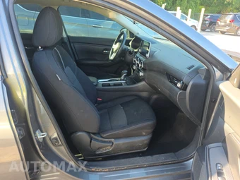 2021 Nissan Sentra SV - miniatura 8