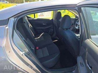 2021 Nissan Sentra SV – miniatura 17