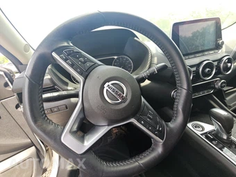 2021 Nissan Sentra SV – miniatura 10