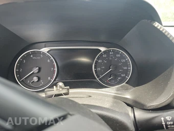 2021 Nissan Sentra SV – miniatura 12