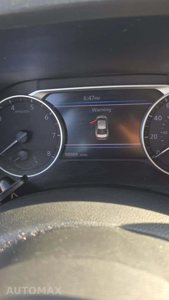 2021 Nissan Sentra SV – miniatura 17