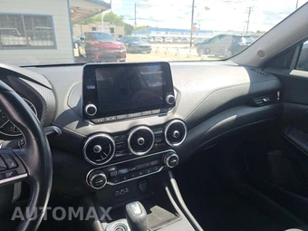 2021 Nissan Sentra SV – miniatura 10