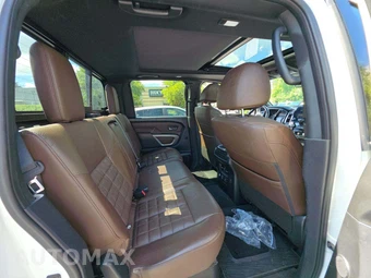 2021 Nissan TITAN Platinum Reserve Crew Cab Short Bed - miniatura 16