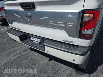 2021 Nissan TITAN Platinum Reserve Crew Cab Short Bed - miniatura 23