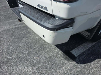 2021 Nissan TITAN Platinum Reserve Crew Cab Short Bed - miniatura 24