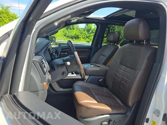 2021 Nissan TITAN Platinum Reserve Crew Cab Short Bed - miniatura 6