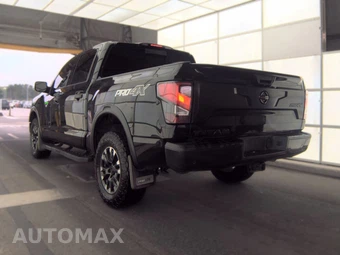 2021 Nissan TITAN PRO-4X Crew Cab Short Bed - miniatura 6