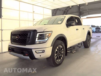 2021 Nissan TITAN PRO-4X Crew Cab Short Bed - samochód z USA z aukcji Manheim, oferta Kup Teraz w AUTOMAX