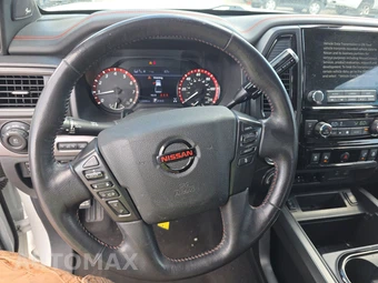 2021 Nissan TITAN PRO-4X Crew Cab Short Bed - miniatura 10