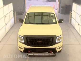 2021 Nissan TITAN PRO-4X Crew Cab Short Bed - miniatura 2