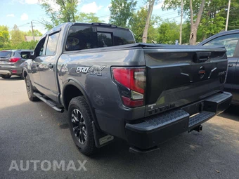 2021 Nissan TITAN PRO-4X Crew Cab Short Bed - miniatura 2