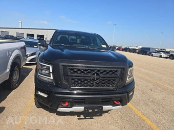 2021 Nissan TITAN PRO-4X Crew Cab Short Bed - miniatura 2