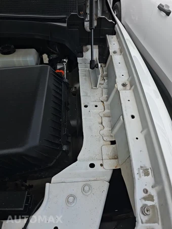 2021 Nissan TITAN S Crew Cab Short Bed – miniatura 25