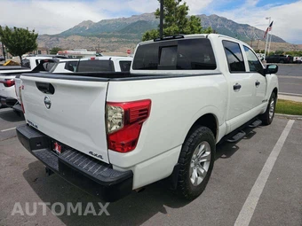 2021 Nissan TITAN S Crew Cab Short Bed – miniatura 3