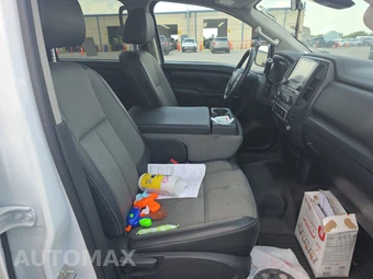 2021 Nissan TITAN S Crew Cab Short Bed - miniatura 8