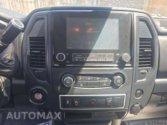 2021 Nissan TITAN S Crew Cab Short Bed - miniatura 10