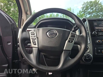 2021 Nissan TITAN SV Crew Cab Short Bed - miniatura 10