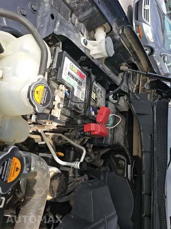 2021 Nissan TITAN SV Crew Cab Short Bed - miniatura 24