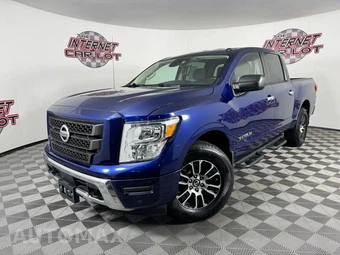 2021 Nissan TITAN SV Crew Cab Short Bed - samochód z USA z aukcji Manheim, oferta Kup Teraz w AUTOMAX