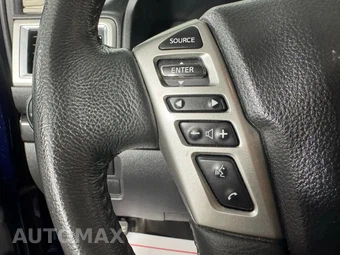2021 Nissan TITAN SV Crew Cab Short Bed - miniatura 15